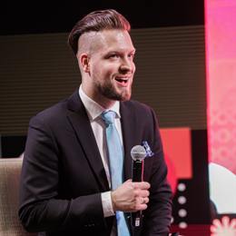 “加密货币超级多头”高呼“金库公司”风口已过 押注RWA浪潮将至