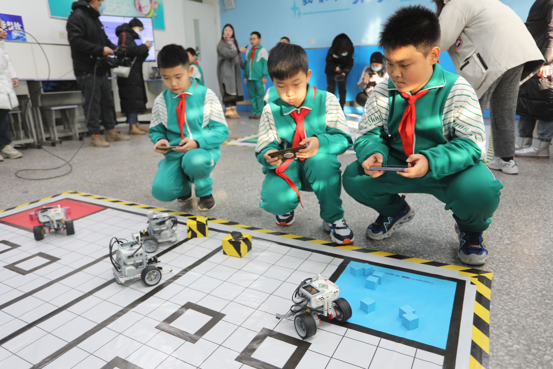 硅业分会:硅料价格维持稳定 多晶硅供应增加限制价格涨幅